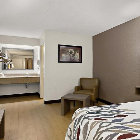 Red Roof Inn Cleveland - Westlake Esterno foto